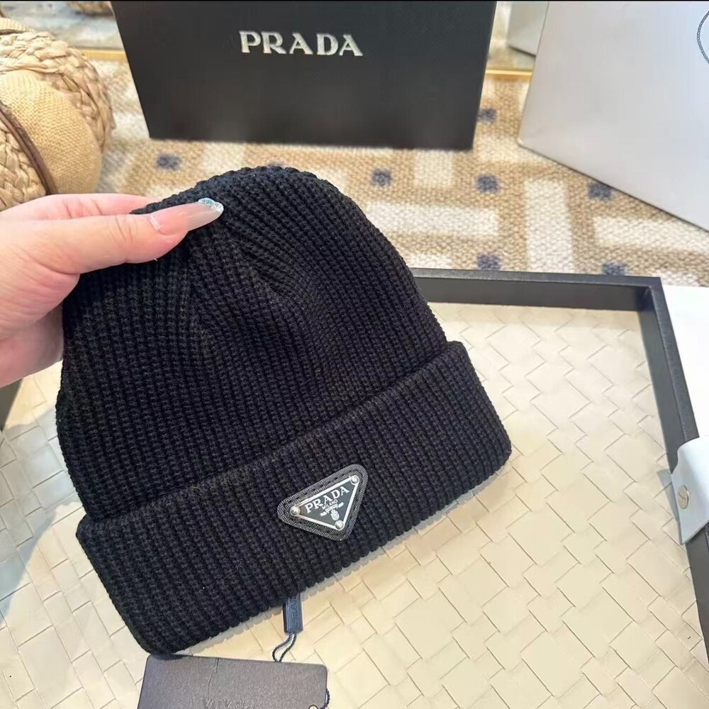 Prada Logo Ribbed Knit Beanie Black - Picture 4 of 4